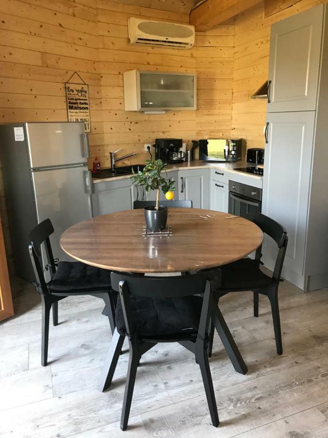 Gite Pour 4 Personnes Saint-Martin-du-Fouilloux  Exteriör bild